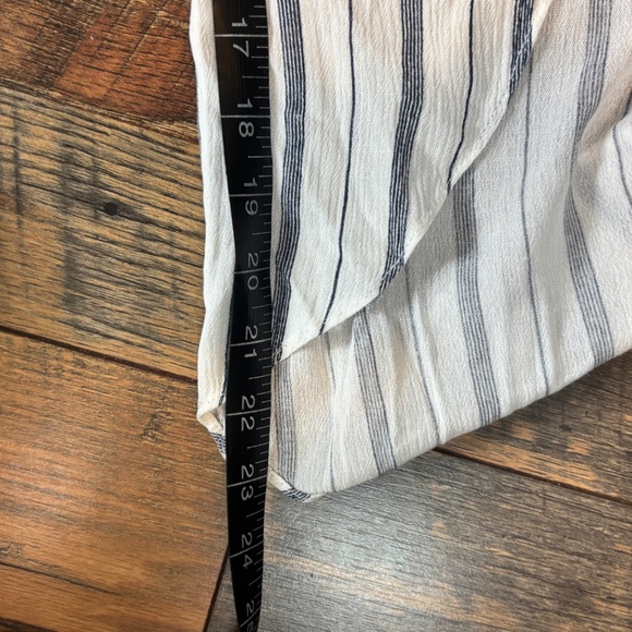 En Creme -Front Tie Wide Leg Pants with Slit - Picture 7 of 7